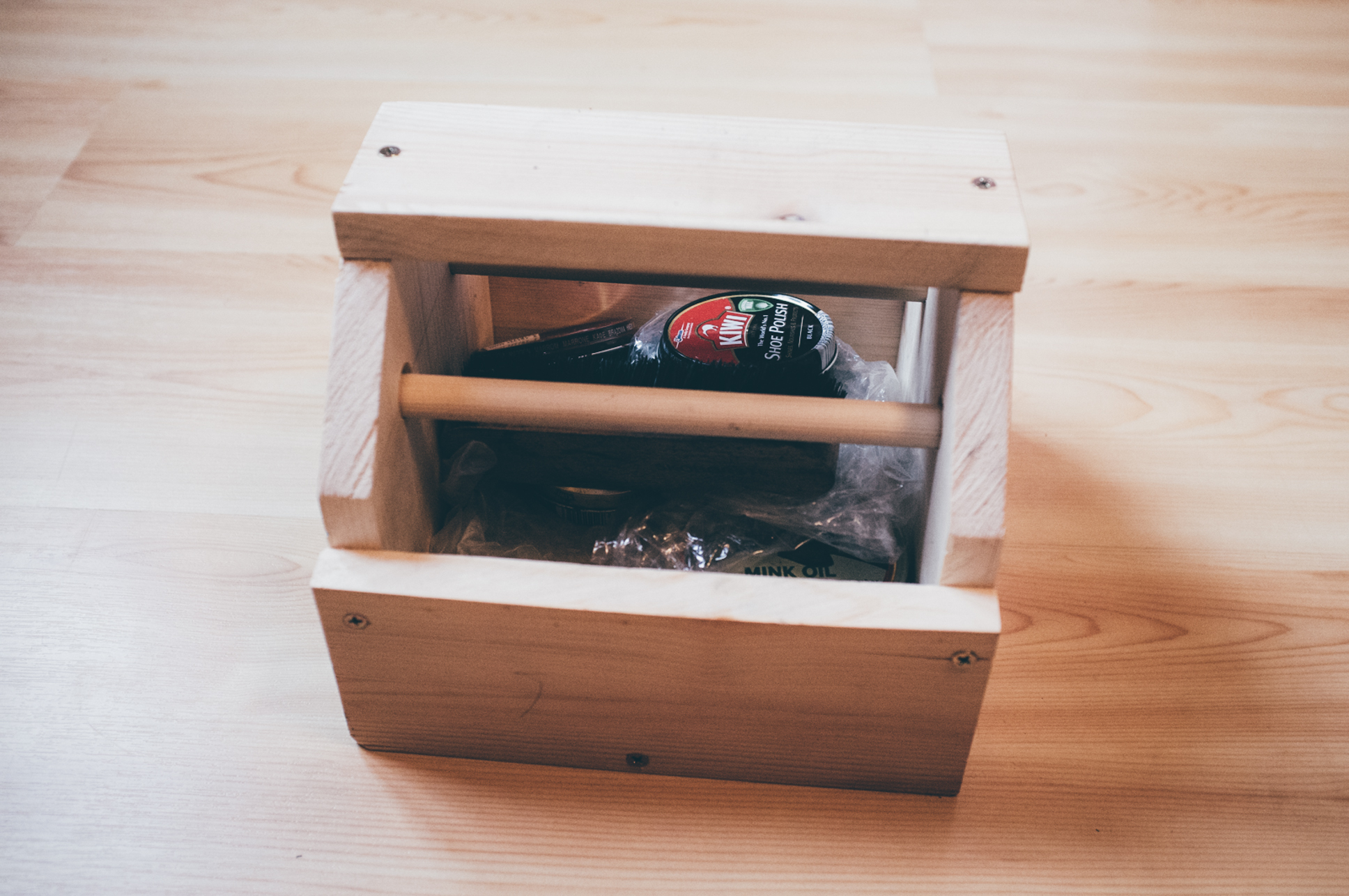 Building a Shoe Shine Box – Norwegian Creations